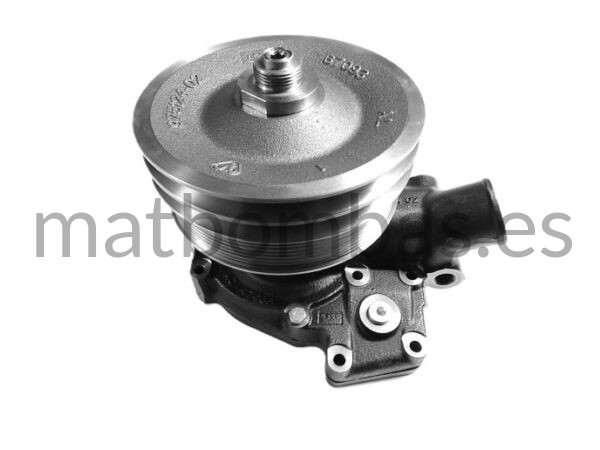 VALTRA BOMBA DE AGUA V836867092