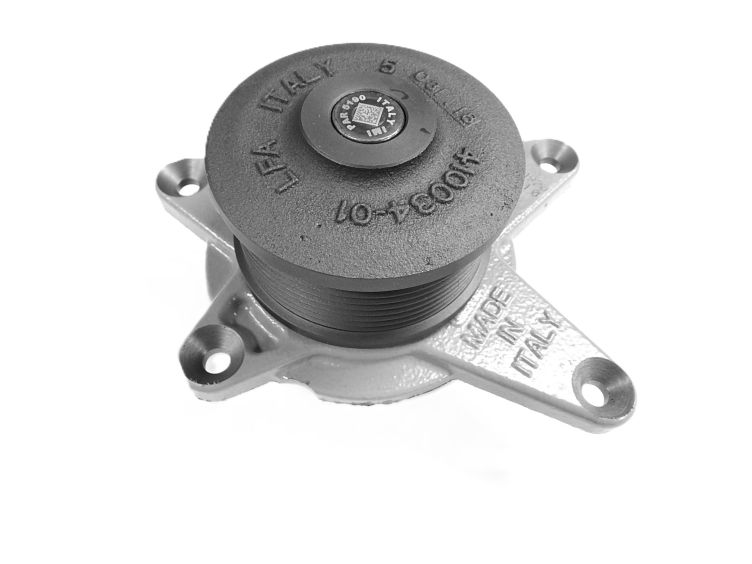 JOHN DEERE BOMBA DE AGUA RE557899