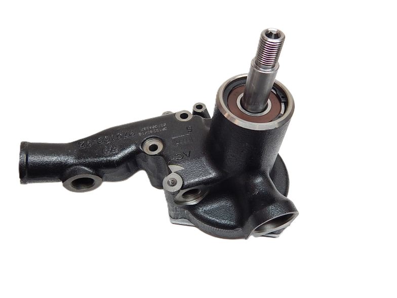 VALTRA BOMBA DE AGUA V837074393