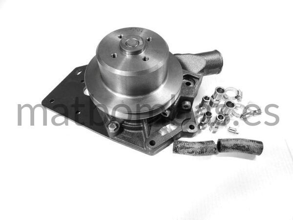 JOHN DEERE BOMBA DE AGUA AR92418